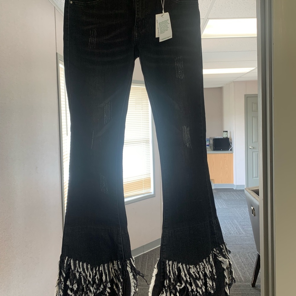 Lux Moda black frayed flair jeans size 4